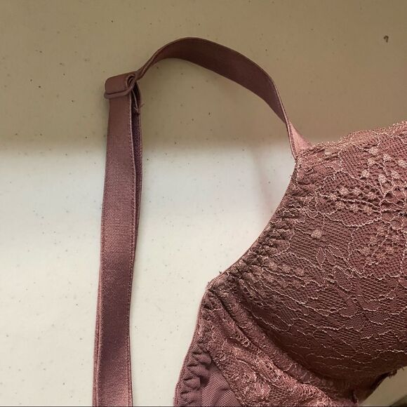 Victoria’s Secret mauve lace bra - Picture 6 of 7